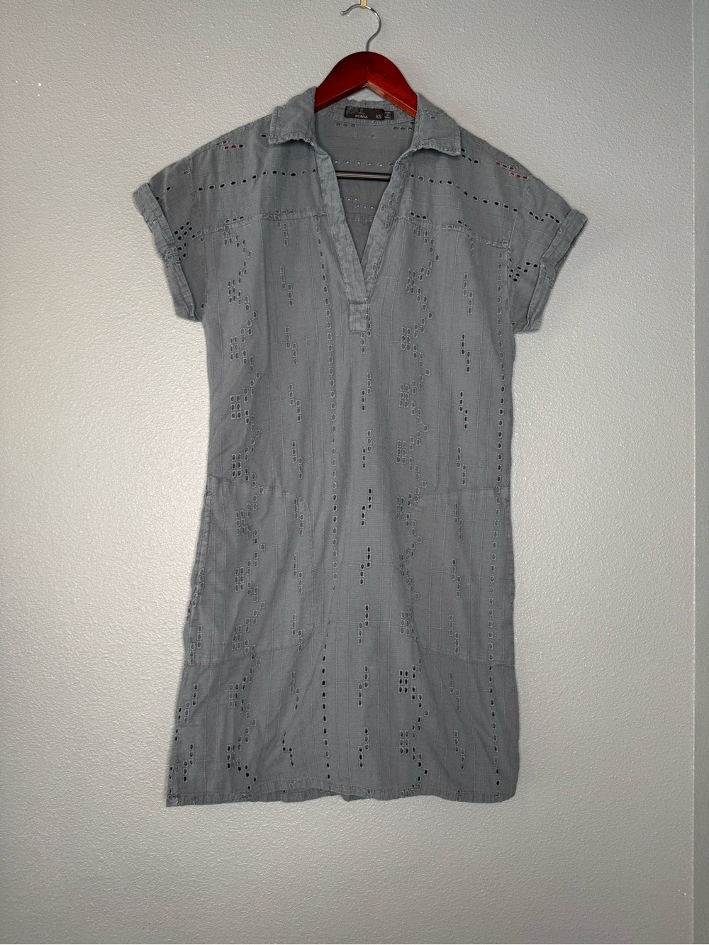 prAna Ladyland Gray Eyelet Shirt Dress XS Collared Short Sleeve Boho